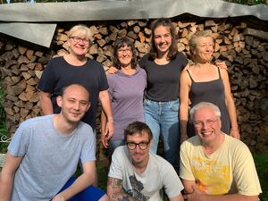 v. links: oben: Manuela, Andrea, Lisa, Kerstin; unten: Konstantin, Stefan, Georg
